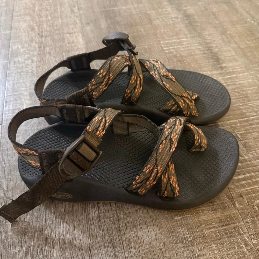 Chaco Z2 Yampa Brown and Orange Coral Flower Cherry Blossom Neutral Sandals - Picture 3 of 8